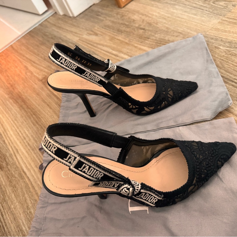 J'Adior Slingback Pump
